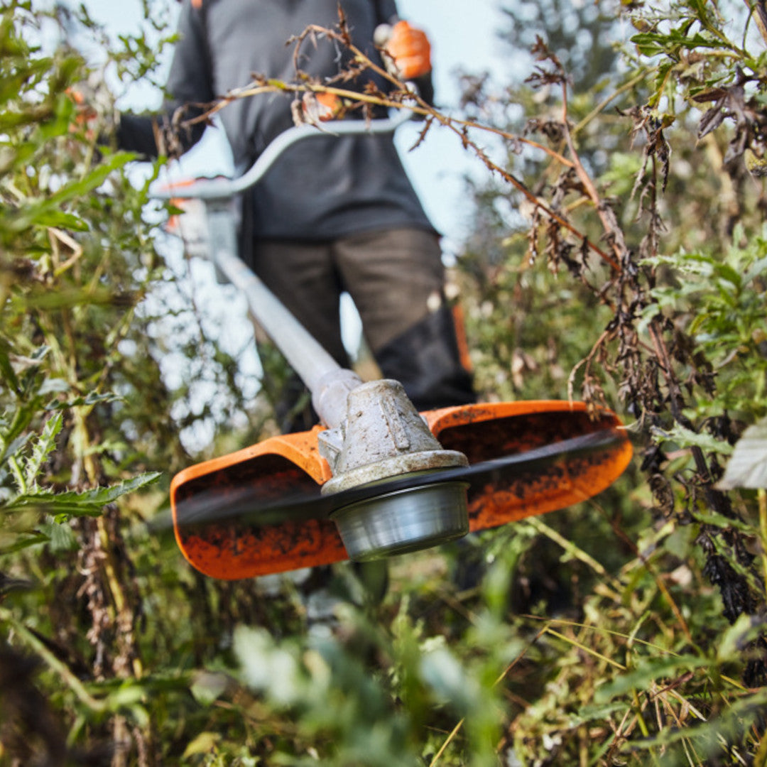 couteau herbe sur fs361 stihl