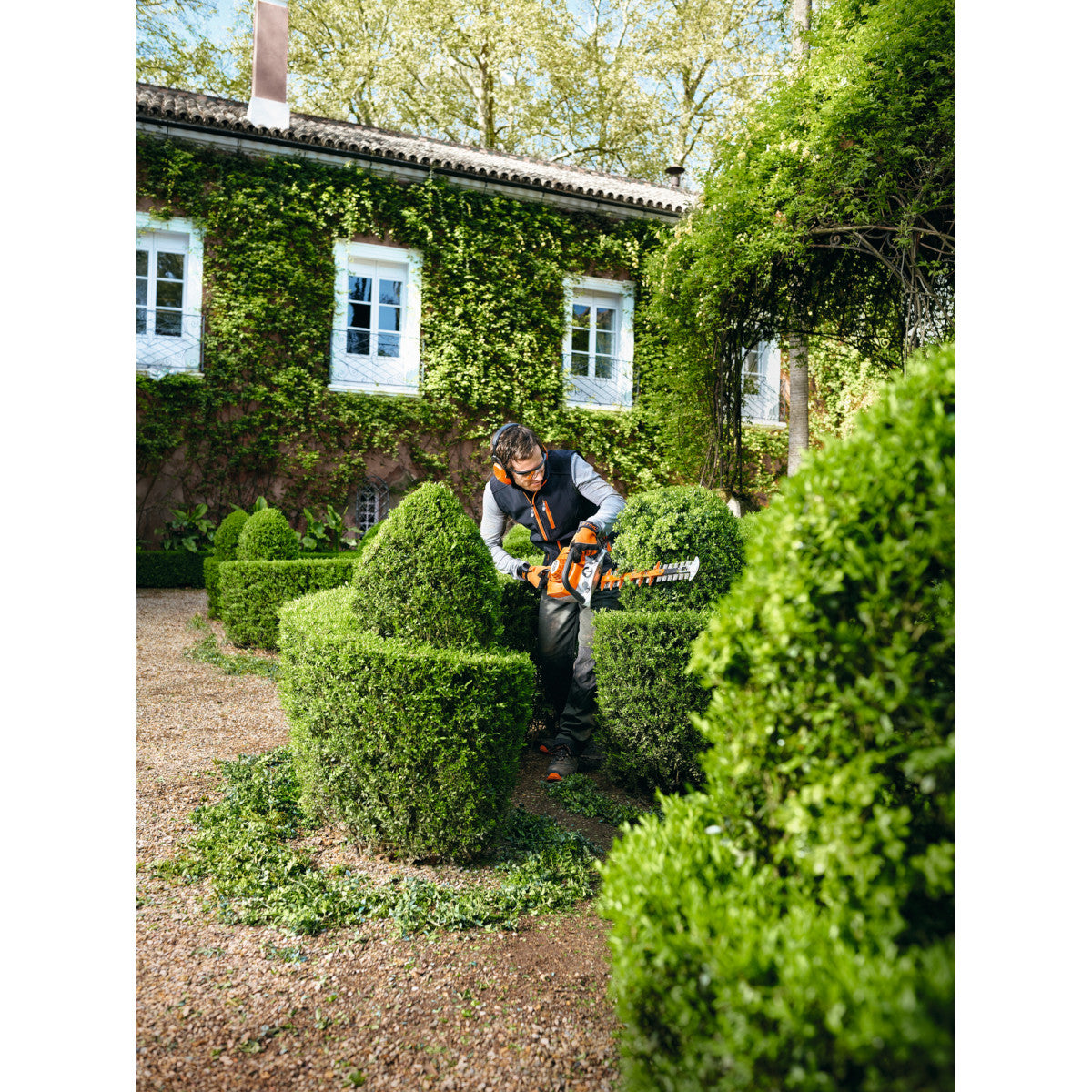 Taille-haie thermique STIHL HS56