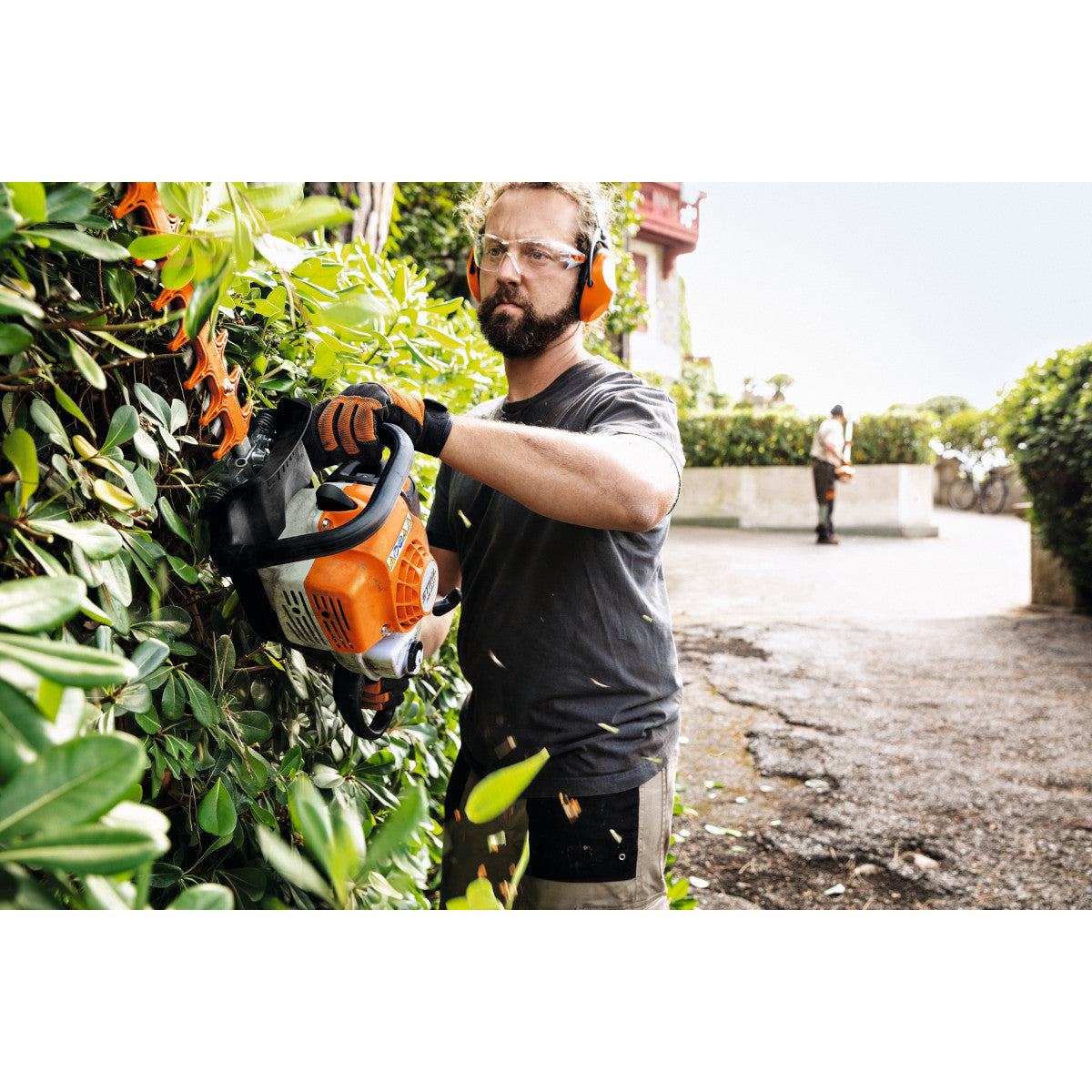 taille-haie thermique Stihl HS82T