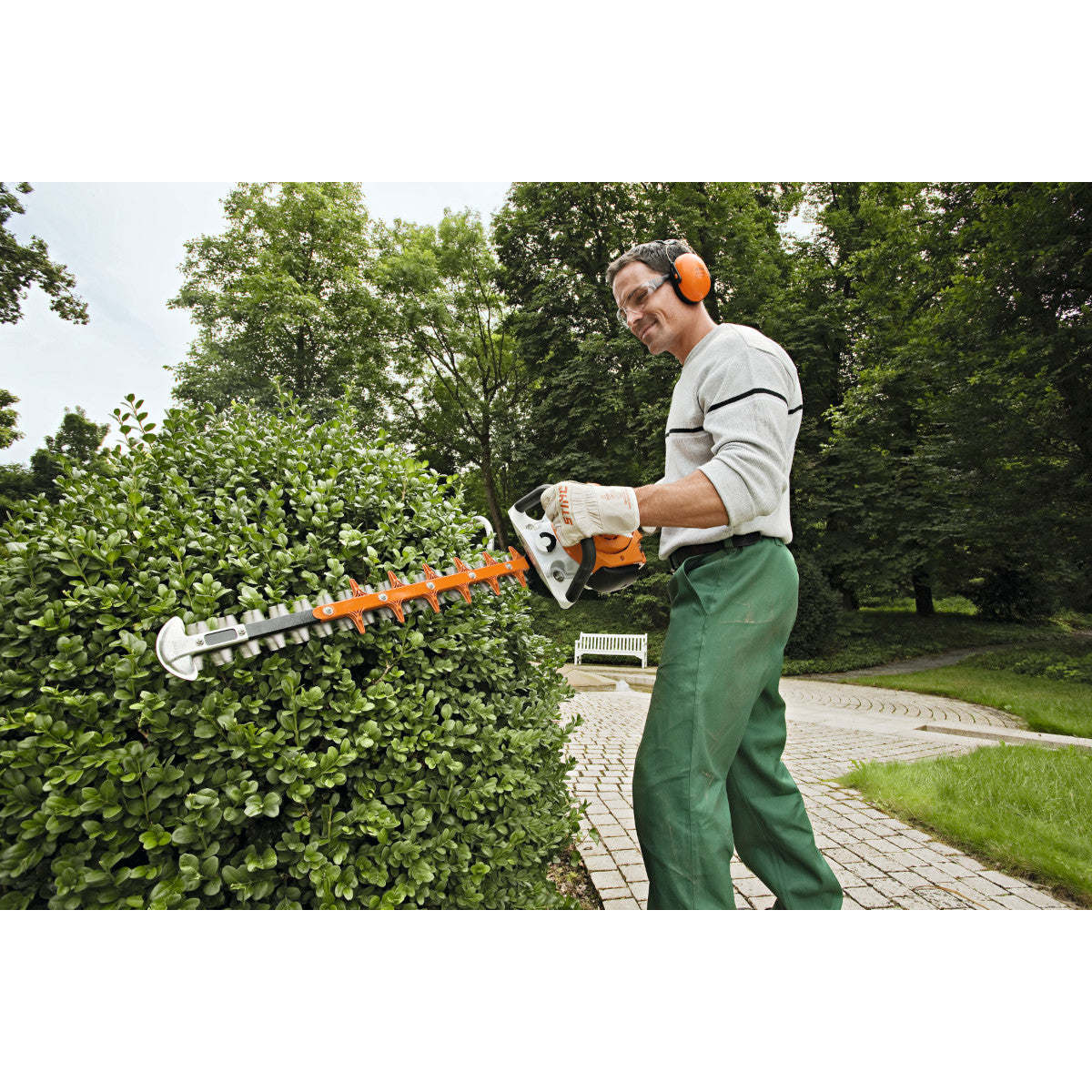 Taille-haie thermique STIHL HS56